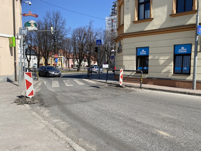 Oznam o úplnej uzávierke cesty