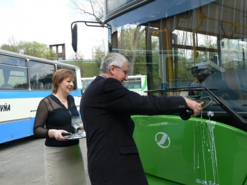 200705201222050.MAD_bus_02