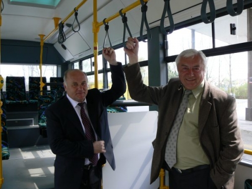 200705201223540.MAD_bus_04