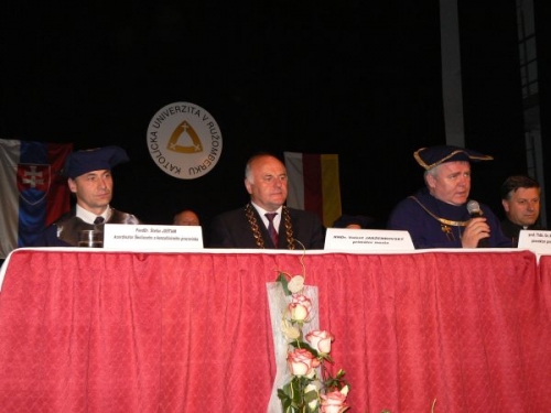 200706281519540.promocie_06