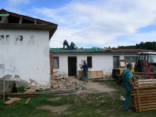 200707041651200.stadion_rekonstrukcia_01