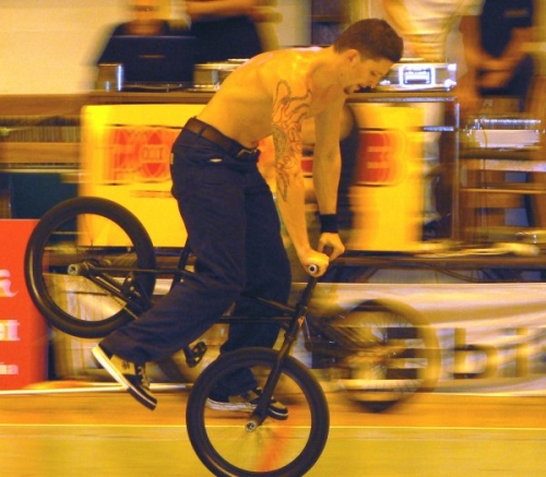 200709101952200.Flatland_09