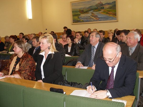 200711022249240.statna_tajomnicka_02