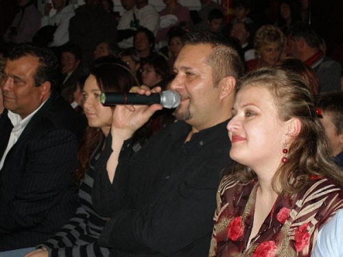 200711112001500.objav2007_08