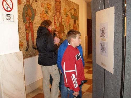 200711161750140.drogy_vystava_04