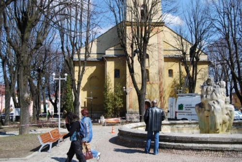 200804101457210.14_stromy_dsc_0004