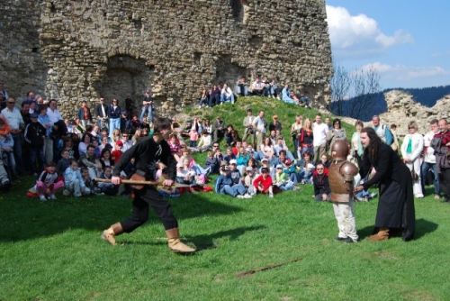 200805051121380.16_otvorenie_hrad_04