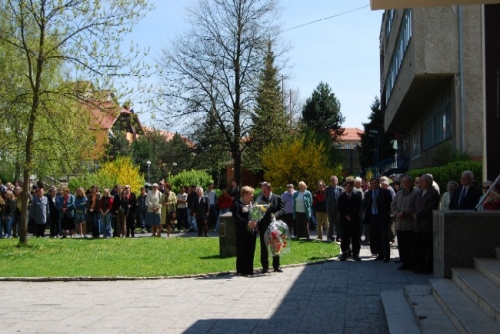 200805151316210.19_kladenie_vencov_dsc_0018