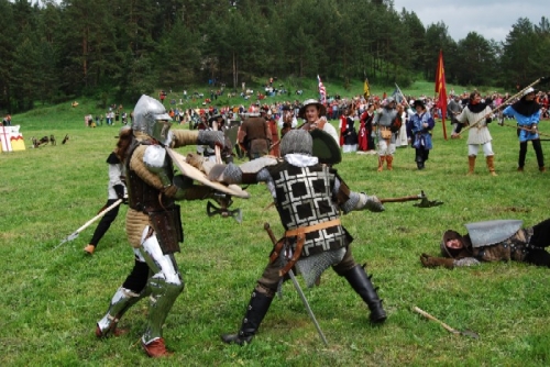 Sobotňajšia akcia Marmonu sa snažila verne napodobniť bitku, ktorá sa na hornom Spiši mohla reálne odohrať v 15. storočí.