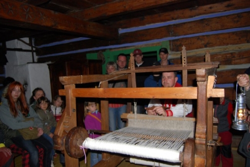 200806040636140.strasidla_tkac