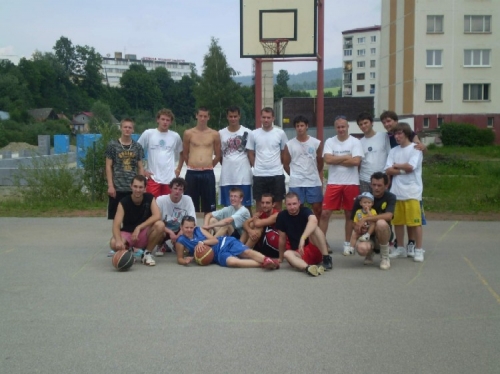 200808221124210.32_streetball2spolu