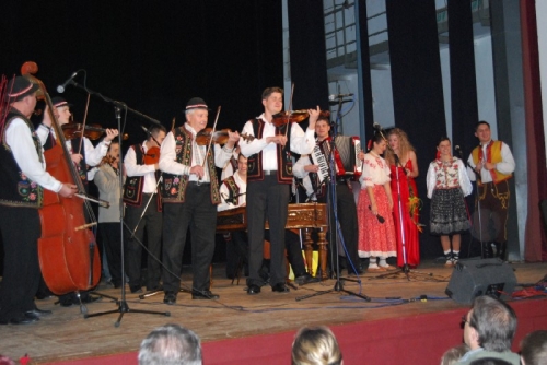 200811290843580.46_krst_kollarovci