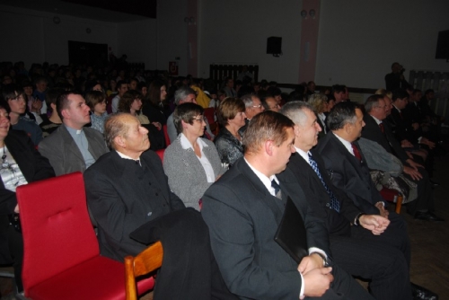 200812011335520.gymn60_dsc_0026