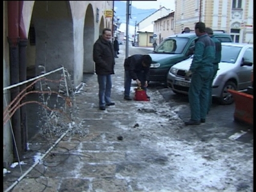 200901261355180.spadnuta_reklama8f3608541c97a07