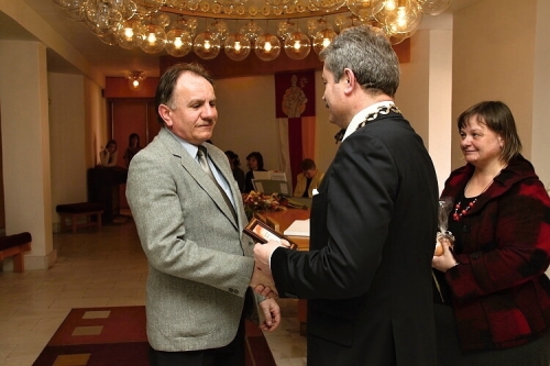 201104011317350.img_8376