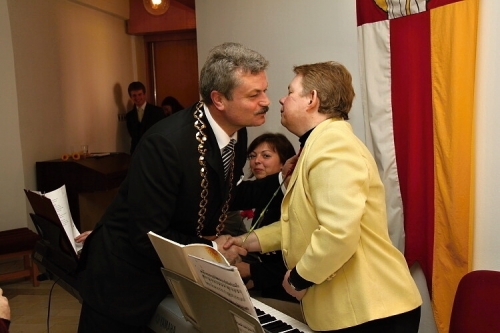 201104011317350.img_8417