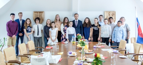 201806071107170.img-4378