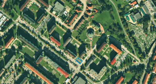 201808141549520.parkovisko