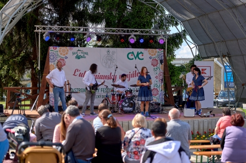 201906180956100.majales-2019-707