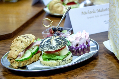 202211162011110.ranajky-001