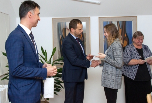 202211162011110.ranajky-050