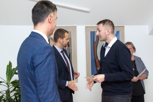 202211162011110.ranajky-052