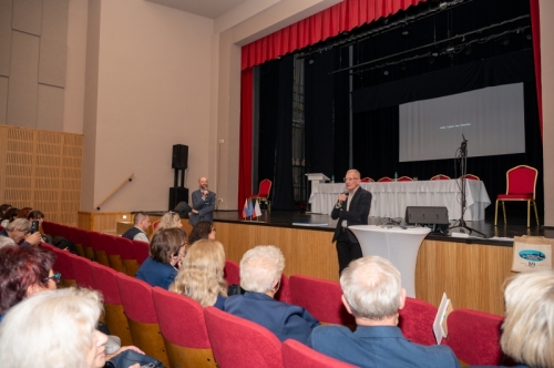Samospráva pre seniorov