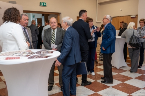 Samospráva pre seniorov