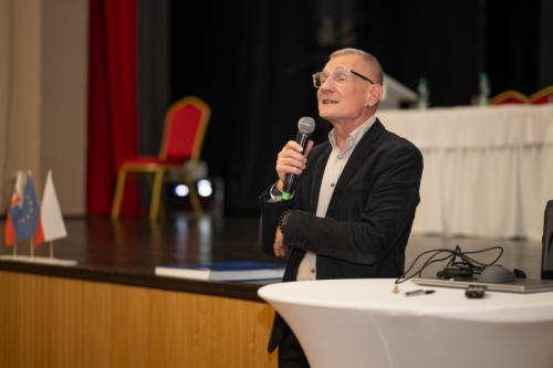Samospráva pre seniorov
