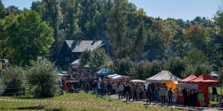 Na Hubertovských slávnostiach pasovali lovca i varili guľáš – fotografia 3