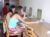 Internet zdarma je zatiaľ v ĽK k dispozícii od 8.00 do 16.00 h (s výnimkou štvrtka a víkendov), od 27. augusta potom od 8.00 do 18.00 h, v sobotu do 12.00 h (mimo štvrtka a nedele). 